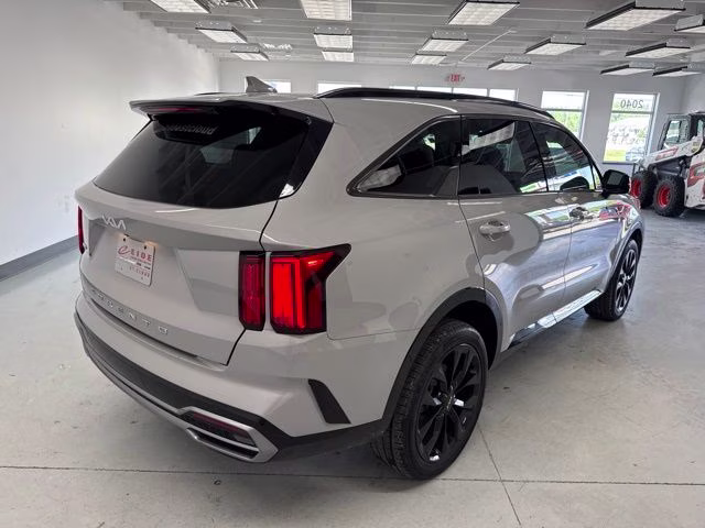 2022 Wolf Gray Kia Sorento SX AWD SUV