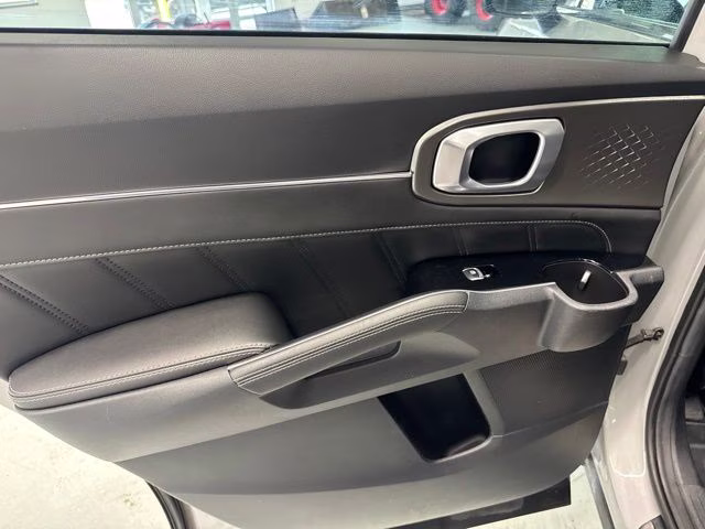 2022 Wolf Gray Kia Sorento SX AWD SUV