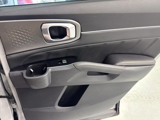 2022 Wolf Gray Kia Sorento SX AWD SUV