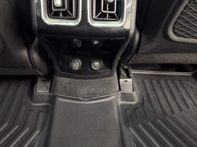 2022 Wolf Gray Kia Sorento SX AWD SUV