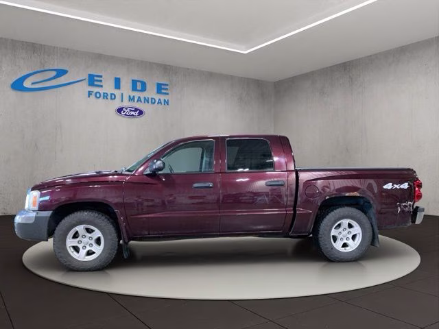 2005 Deep Molten Red Pearl Dodge Dakota SLT 4X4 Truck