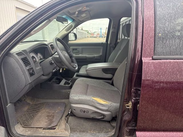 2005 Gray Dodge Dakota SLT 4X4 Truck