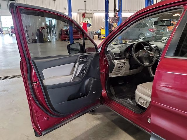 2015 Venetian Red Pearl Subaru Forester 2.5i Limited AWD SUV