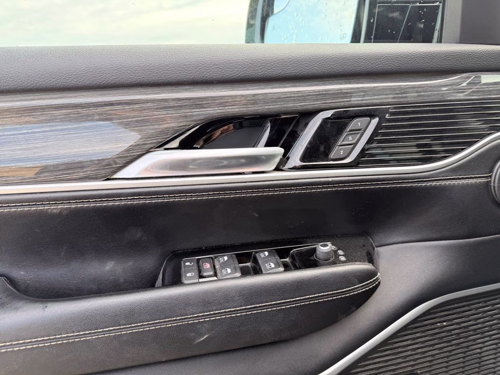 2022 Baltic Gray Metallic Clearcoat Jeep Wagoneer Series II 4X4 SUV