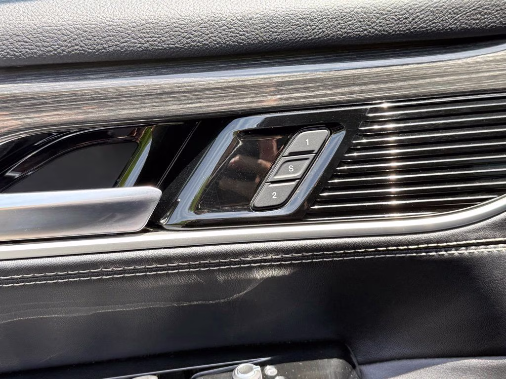 2022 Baltic Gray Metallic Clearcoat Jeep Wagoneer Series II 4X4 SUV