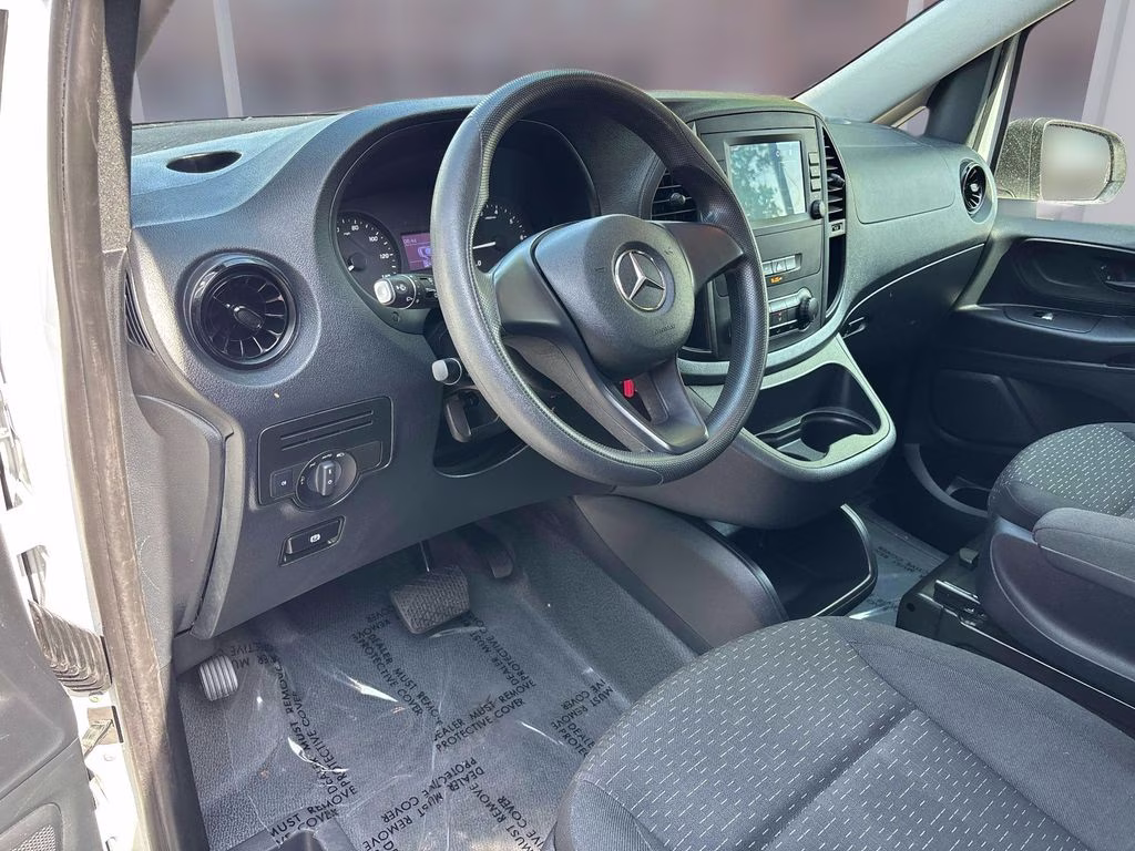 2022 White Mercedes-Benz Metris Cargo RWD Van