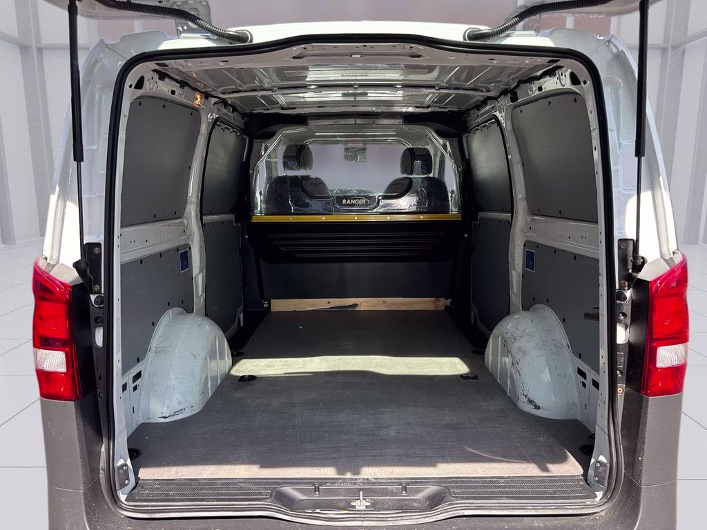2022 White Mercedes-Benz Metris Cargo RWD Van
