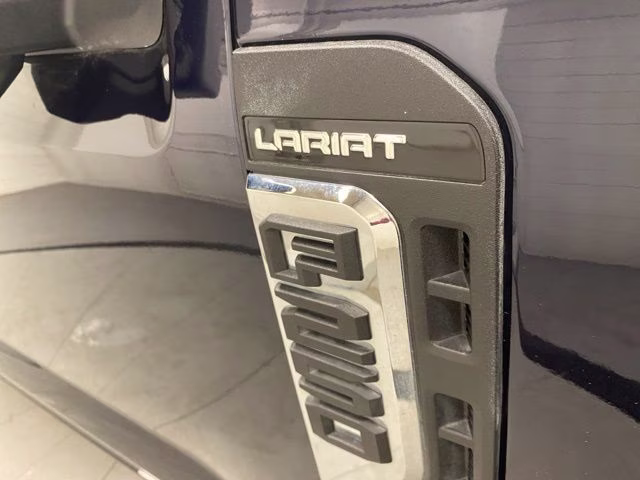 2024 Antimatter Blue Metallic Ford Super Duty F-250 SRW Lariat 4X4 Truck