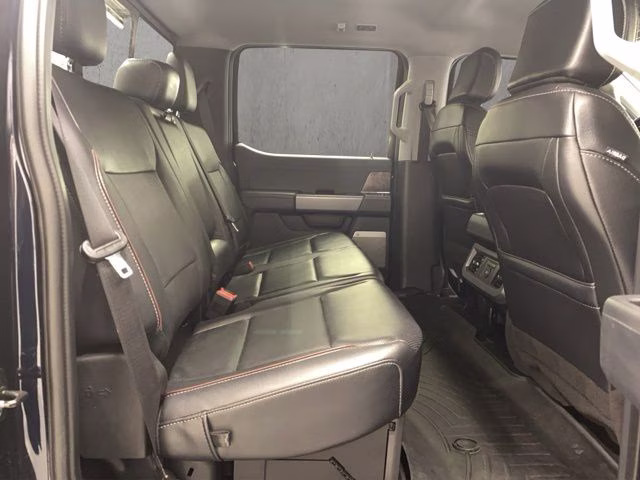 2024 Antimatter Blue Metallic Ford Super Duty F-250 SRW Lariat 4X4 Truck