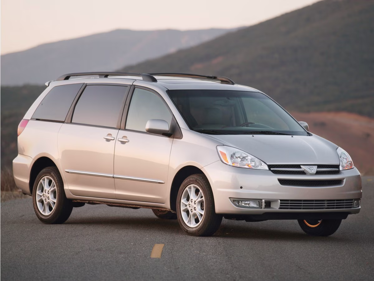 2005 Beige / Tan Toyota Sienna XLE AWD Van