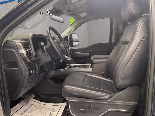 2024 Antimatter Blue Metallic Ford Super Duty F-250 SRW Lariat 4X4 Truck