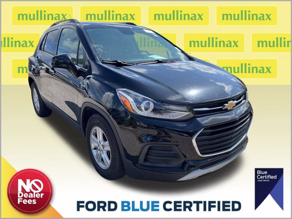 2019 Mosaic Black Metallic Chevrolet Trax LT FWD SUV