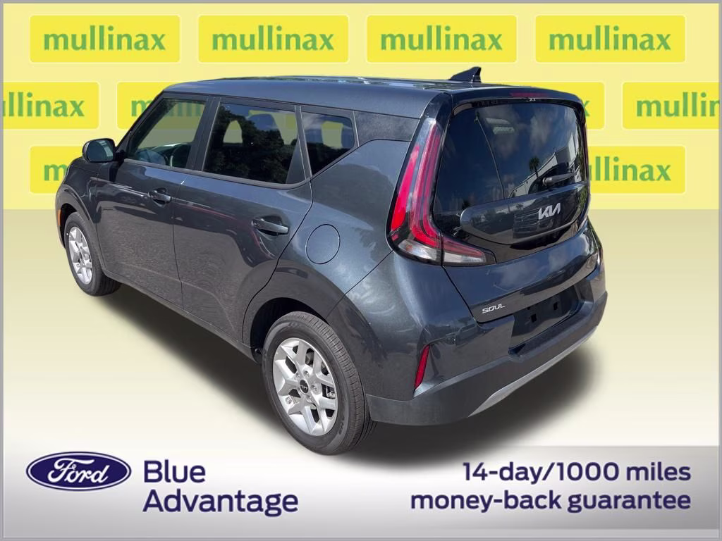 2025 Gravity Gray Kia Soul LX FWD Hatchback