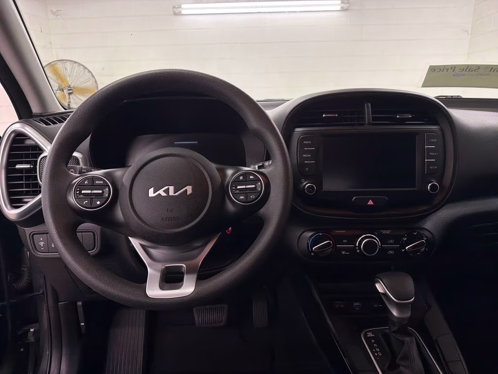 2025 Gravity Gray Kia Soul LX FWD Hatchback