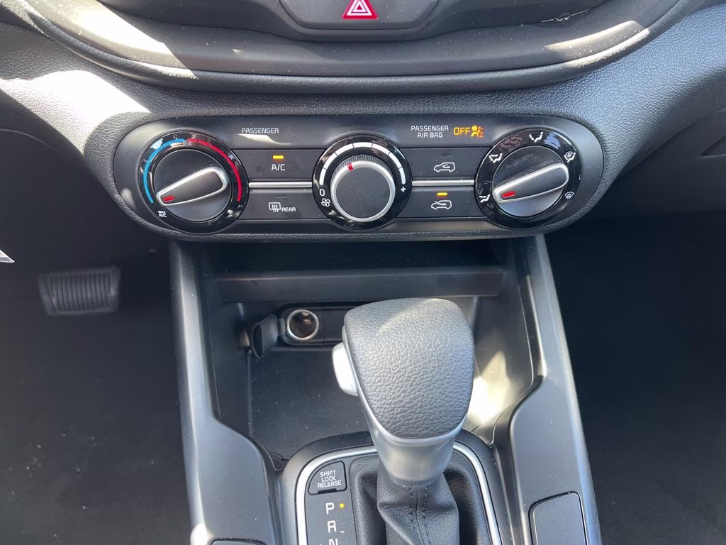 2025 Gravity Gray Kia Soul LX FWD Hatchback