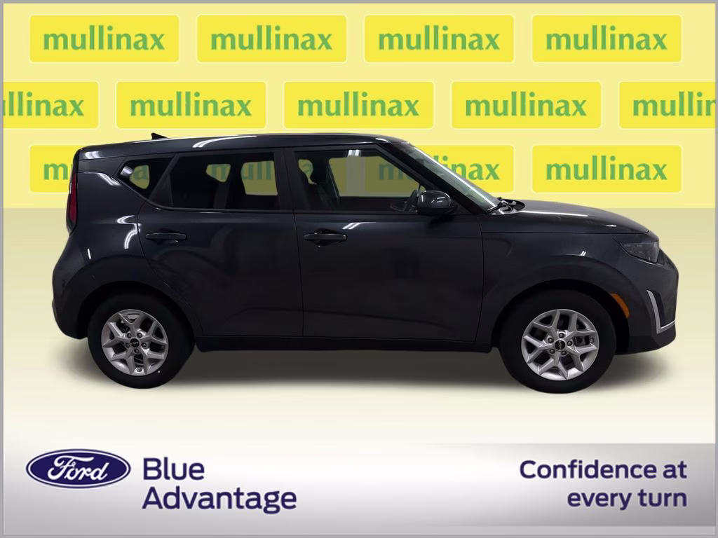 2025 Gravity Gray Kia Soul LX FWD Hatchback