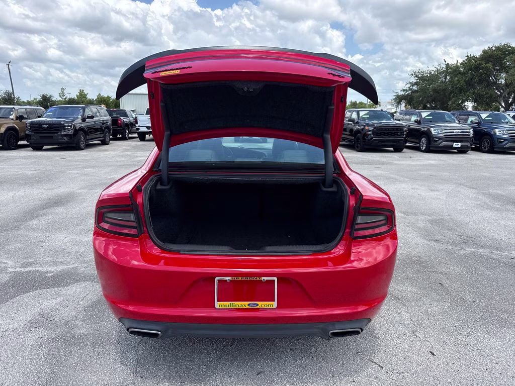 2017 Torred Clearcoat Dodge Charger R/T RWD Sedan