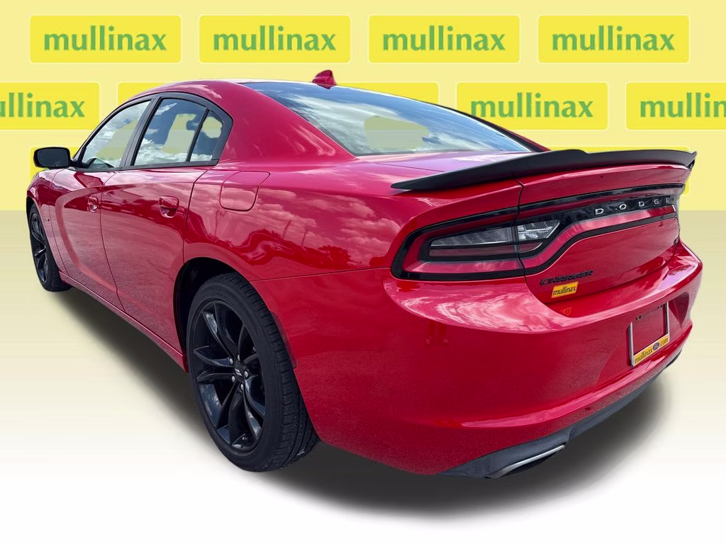 2017 Torred Clearcoat Dodge Charger R/T RWD Sedan