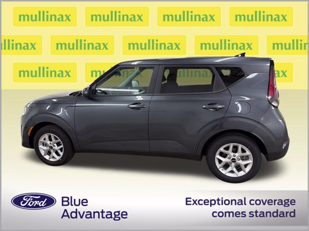 2025 Gravity Gray Kia Soul LX FWD Hatchback