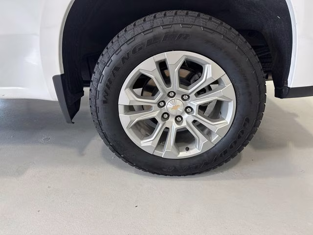 2024 Summit White Chevrolet Silverado 1500 LTZ 4X4 Truck