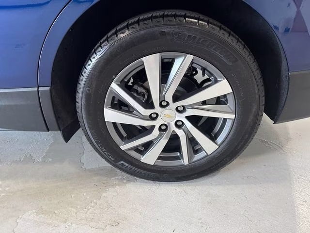 2022 Blue Glow Metallic Chevrolet Equinox Premier AWD SUV