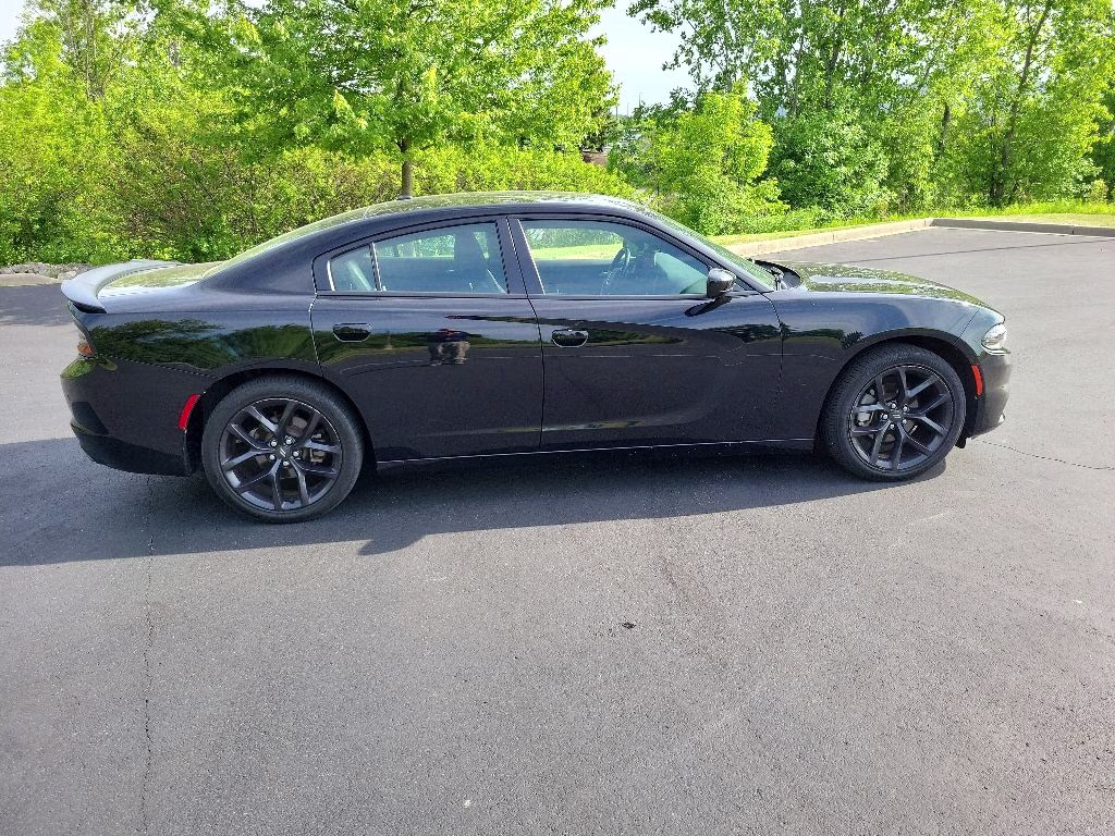 2021 Pitch Black Clearcoat Dodge Charger SXT RWD Sedan