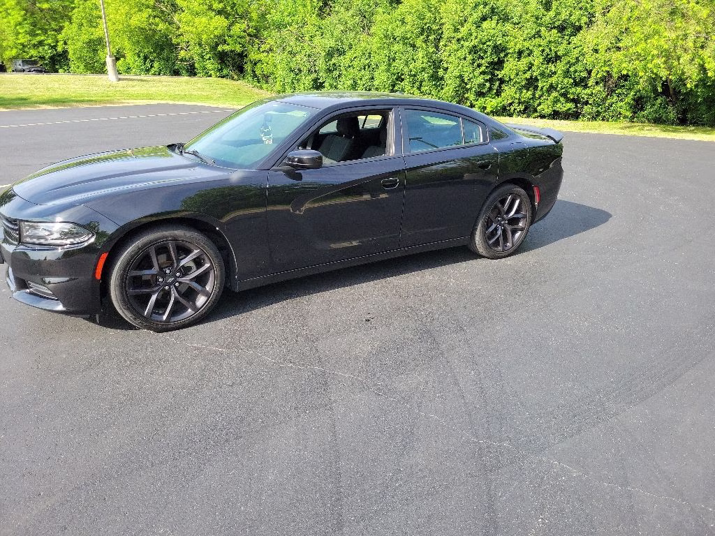 2021 Pitch Black Clearcoat Dodge Charger SXT RWD Sedan