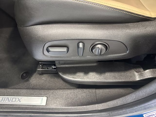 2022 Blue Glow Metallic Chevrolet Equinox Premier AWD SUV
