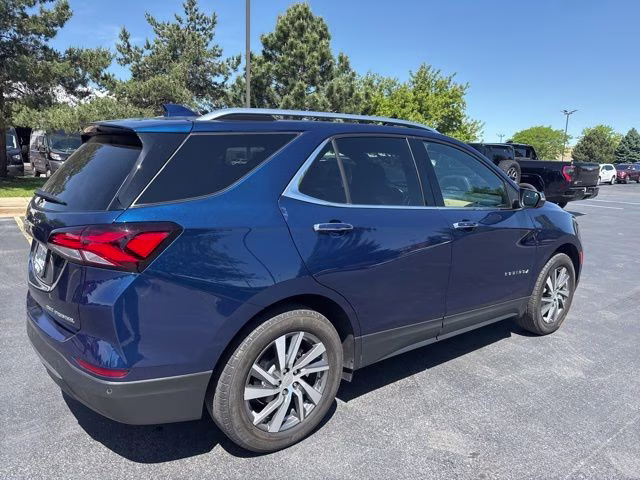 2022 Blue Glow Metallic Chevrolet Equinox Premier AWD SUV