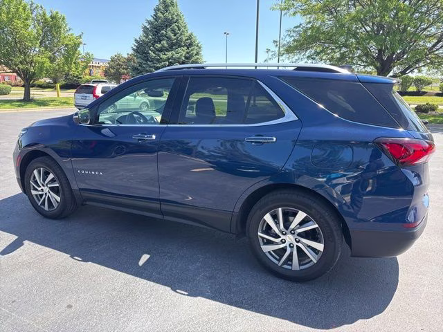 2022 Blue Glow Metallic Chevrolet Equinox Premier AWD SUV