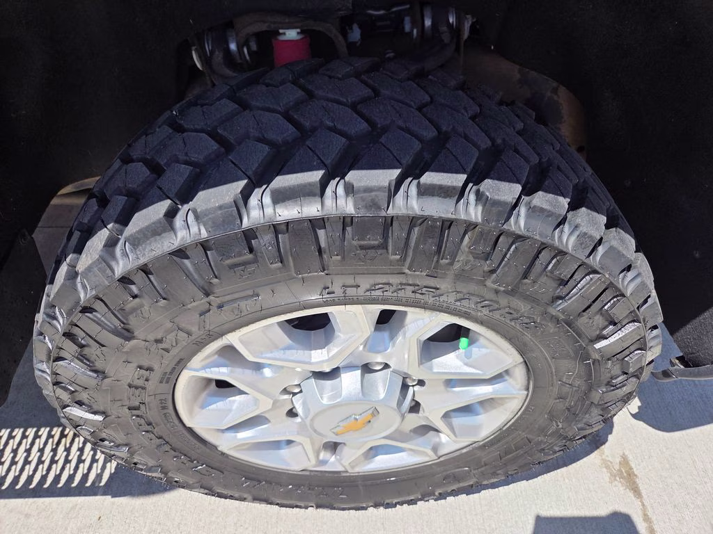 2024 Sterling Gray Metallic Chevrolet Silverado 2500HD LT 4X4 Truck