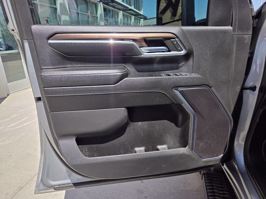 2024 Sterling Gray Metallic Chevrolet Silverado 2500HD LT 4X4 Truck