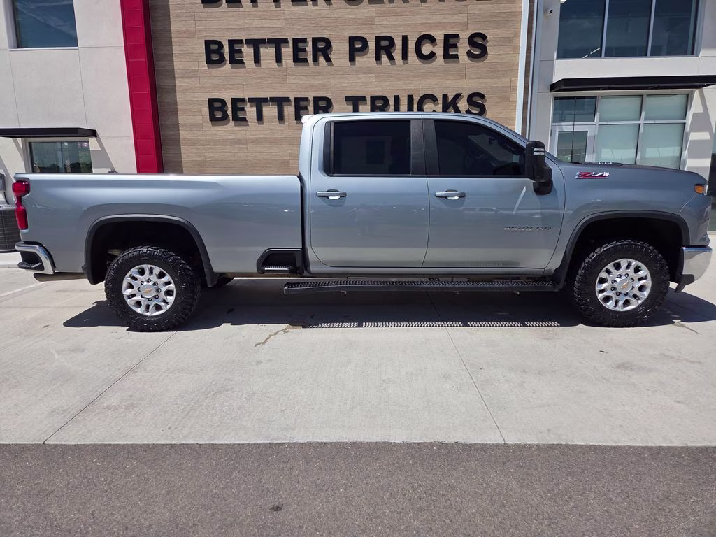2024 Sterling Gray Metallic Chevrolet Silverado 2500HD LT 4X4 Truck