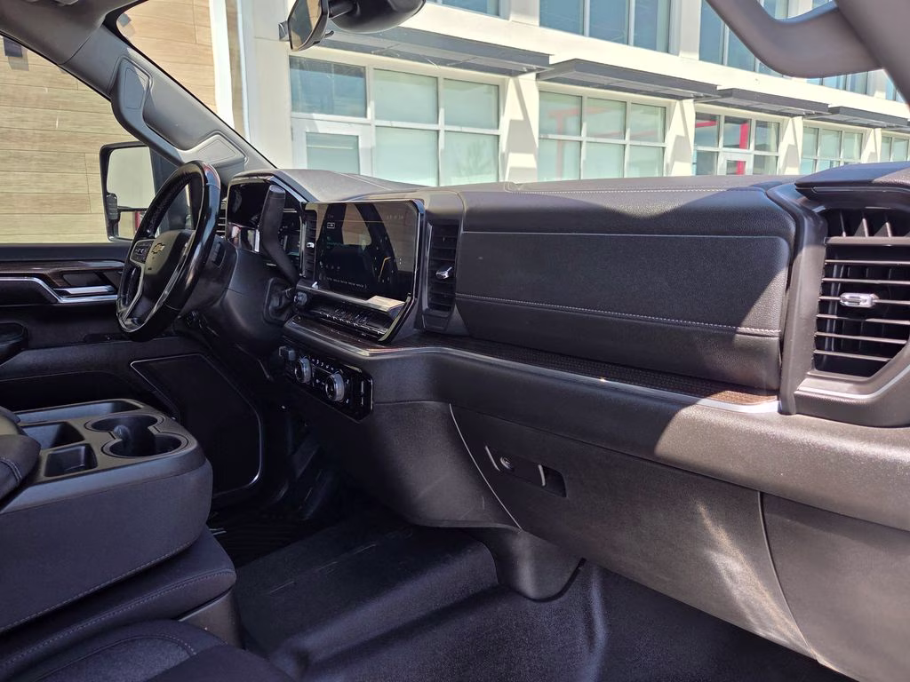 2024 Sterling Gray Metallic Chevrolet Silverado 2500HD LT 4X4 Truck