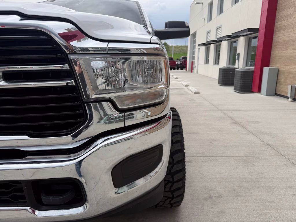 2022 Bright White Clearcoat Ram 2500 Big Horn 4X4 Truck