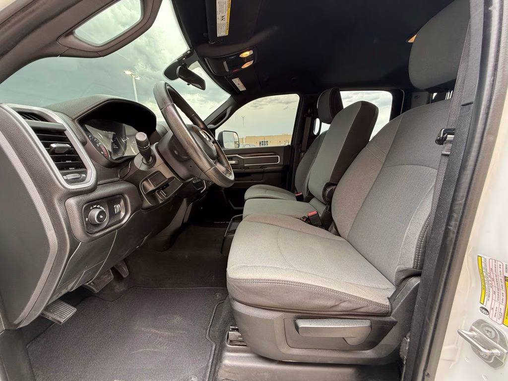 2022 Bright White Clearcoat Ram 2500 Big Horn 4X4 Truck