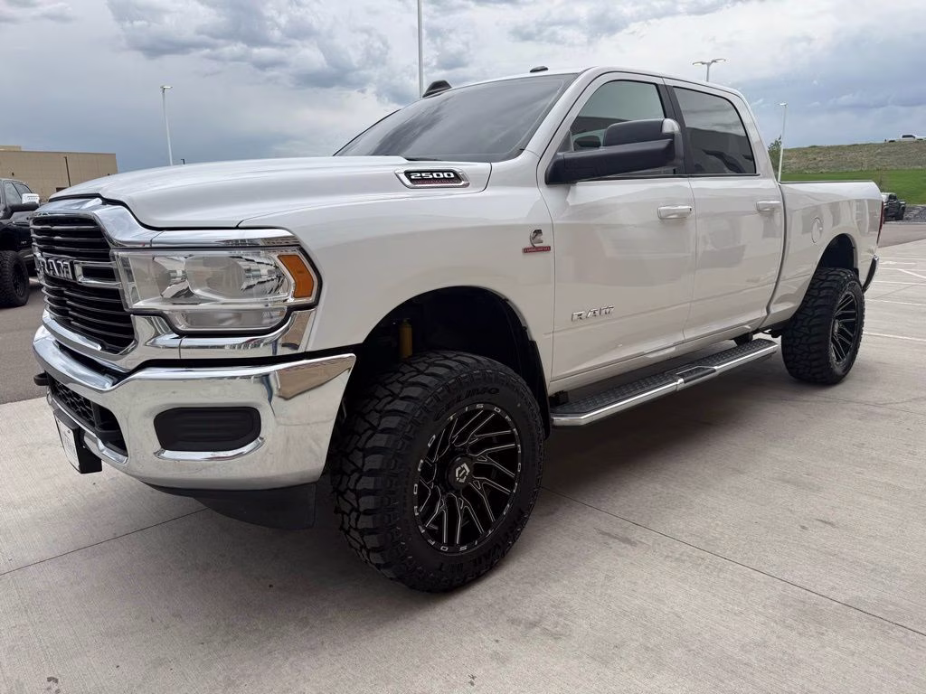 2022 Bright White Clearcoat Ram 2500 Big Horn 4X4 Truck