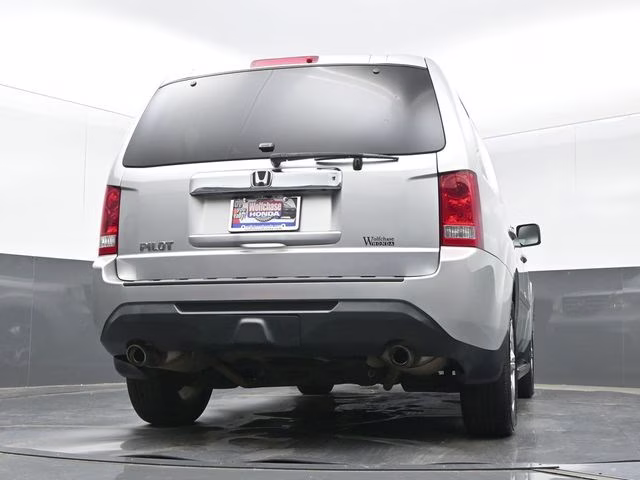 2012 Alabaster Silver Metallic Honda Pilot EX-L FWD SUV