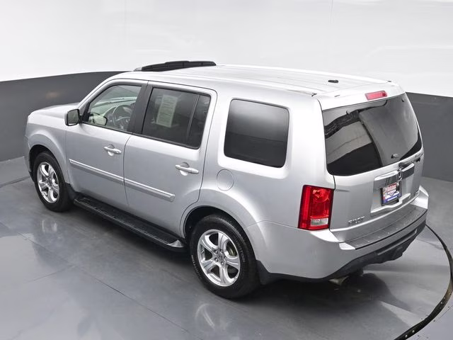 2012 Alabaster Silver Metallic Honda Pilot EX-L FWD SUV