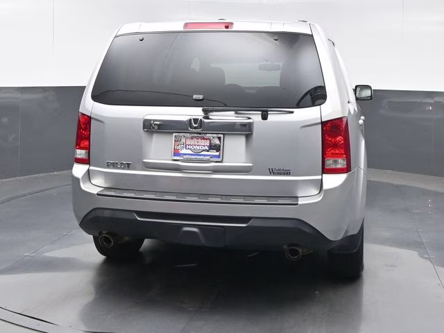 2012 Alabaster Silver Metallic Honda Pilot EX-L FWD SUV