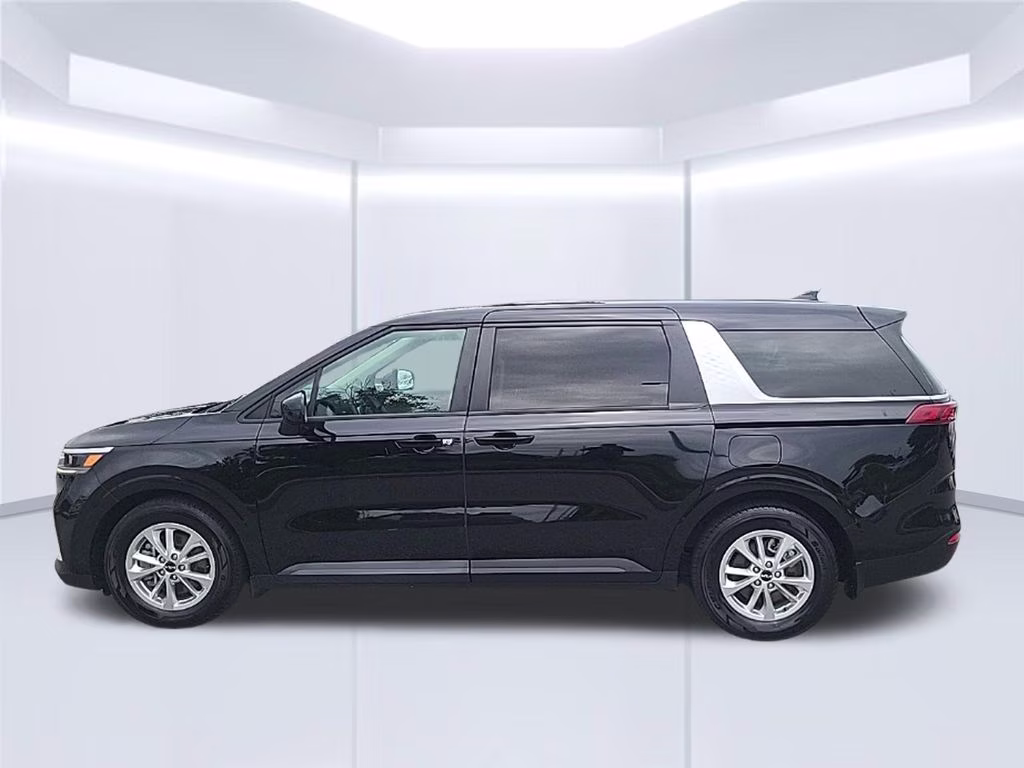 2022 Aurora Black Kia Carnival LX FWD Van