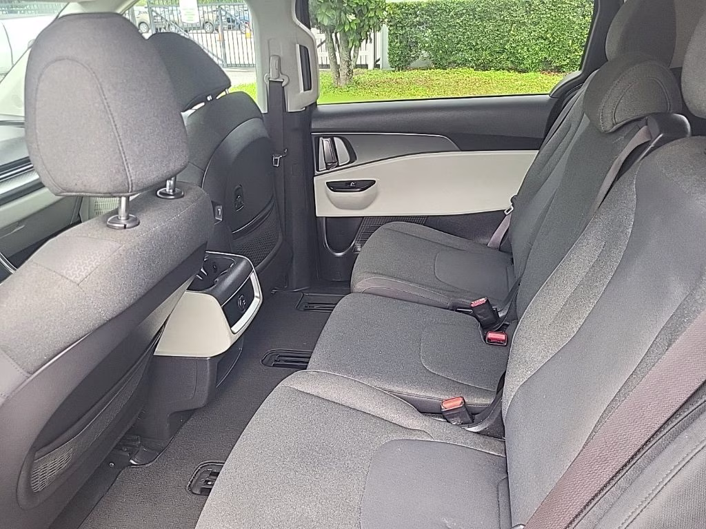 2022 Aurora Black Kia Carnival LX FWD Van