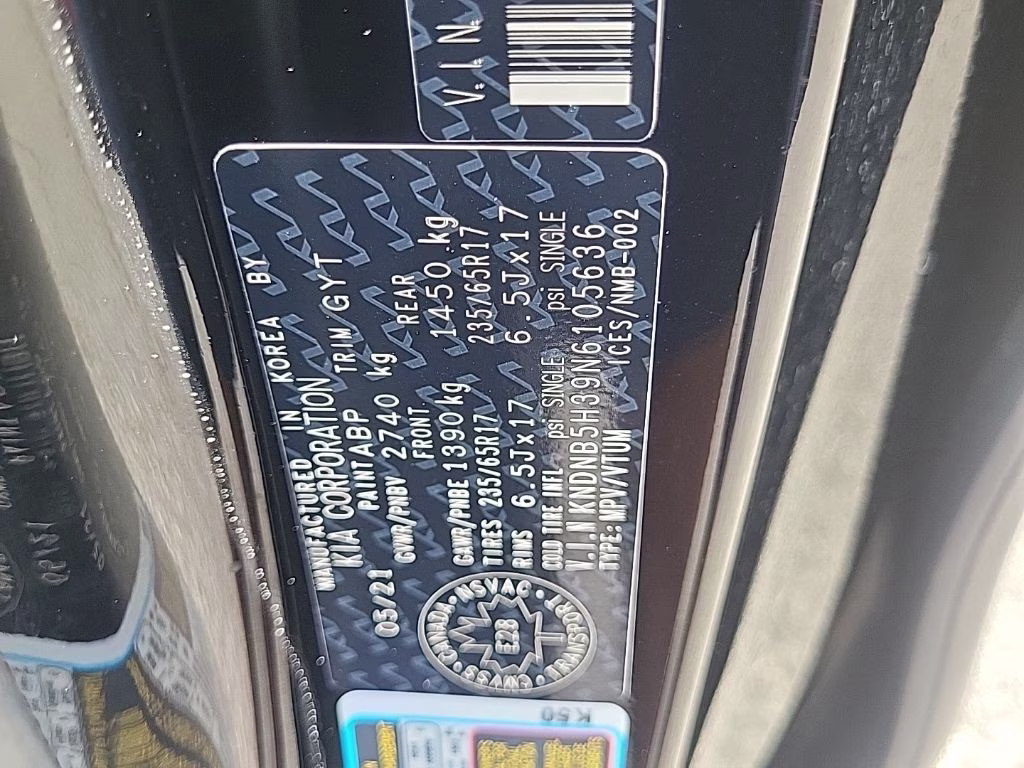 2022 Aurora Black Kia Carnival LX FWD Van