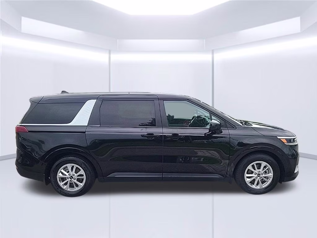 2022 Aurora Black Kia Carnival LX FWD Van