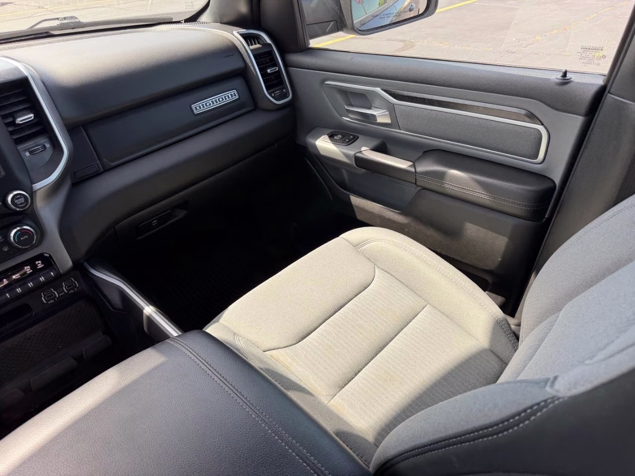2022 Patriot Blue Pearlcoat Ram 1500 Big Horn/Lone Star 4X4 Truck