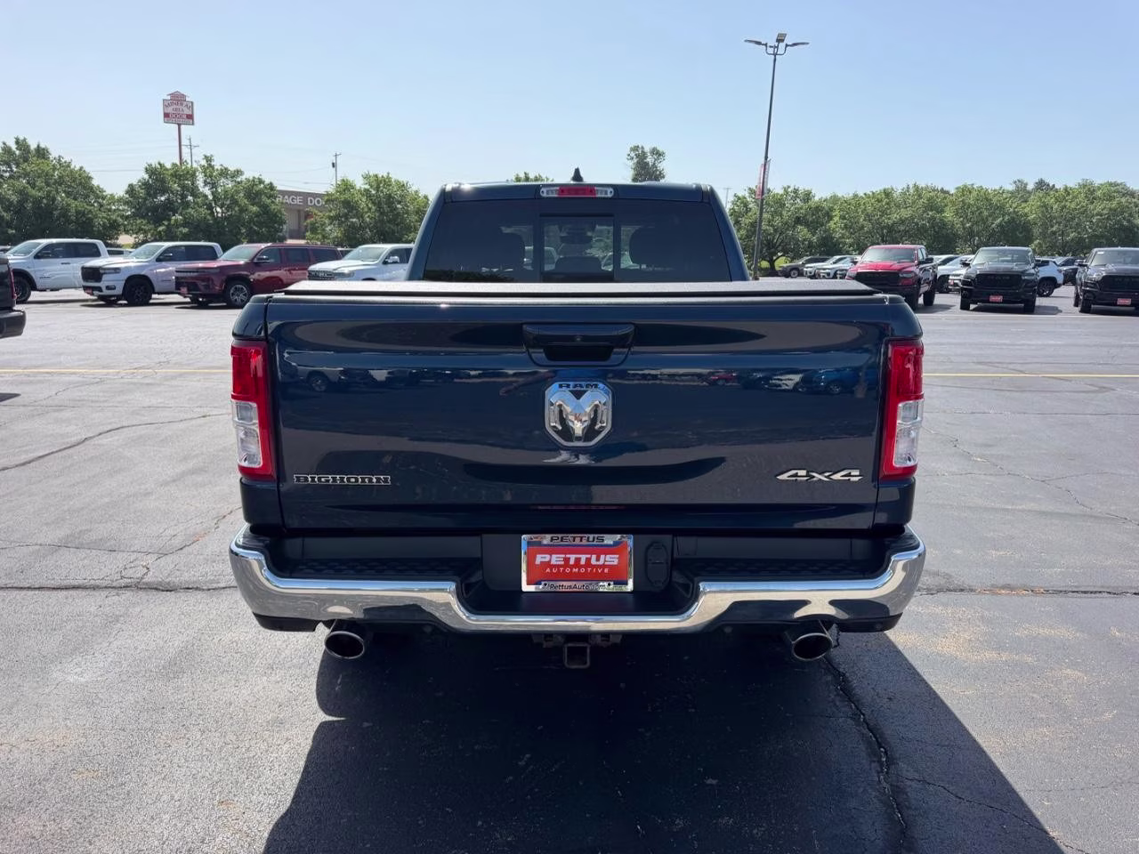 2022 Patriot Blue Pearlcoat Ram 1500 Big Horn/Lone Star 4X4 Truck