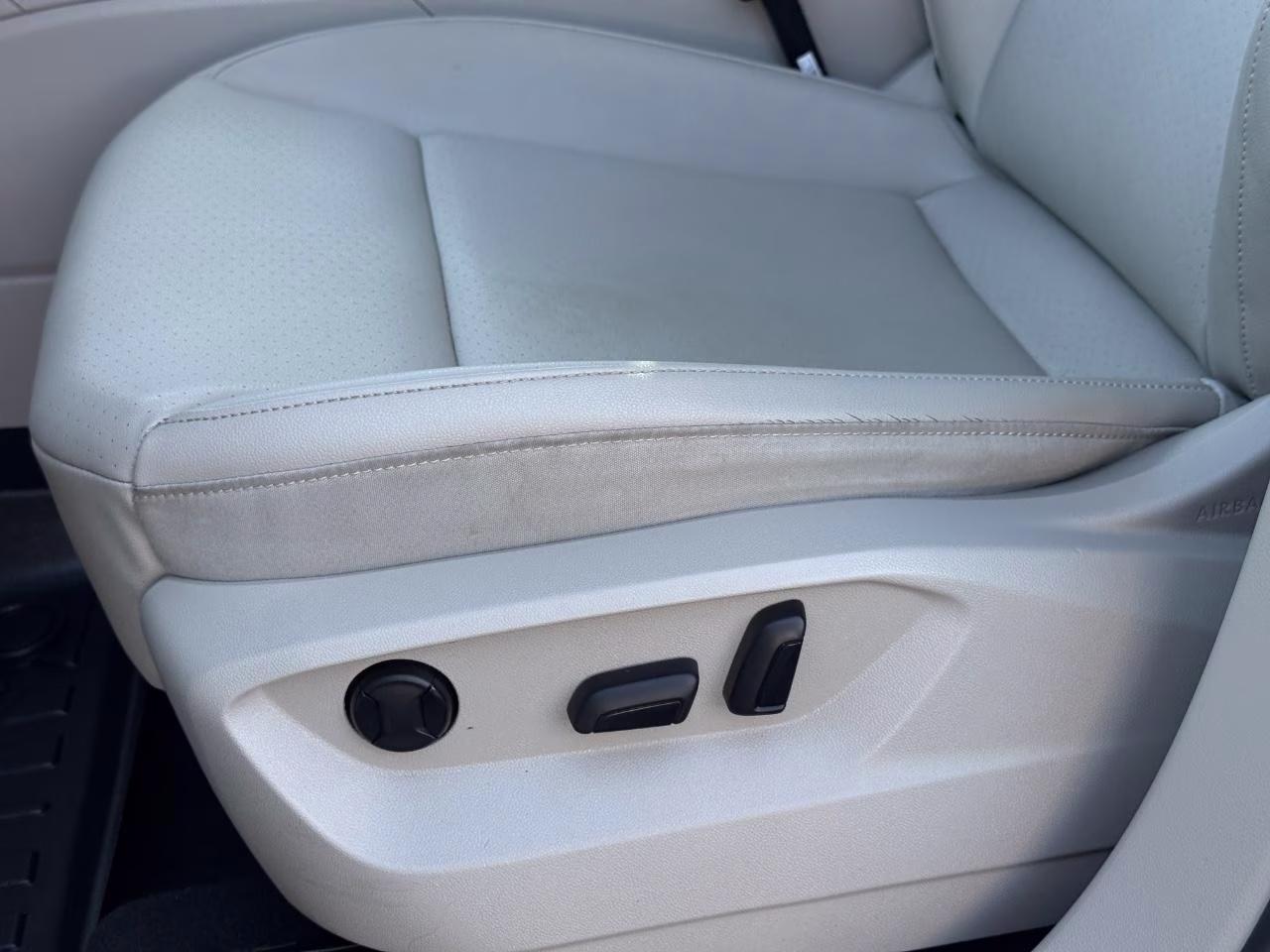 2020 Pure White Volkswagen Atlas 3.6L V6 SE 4MOTION AWD SUV