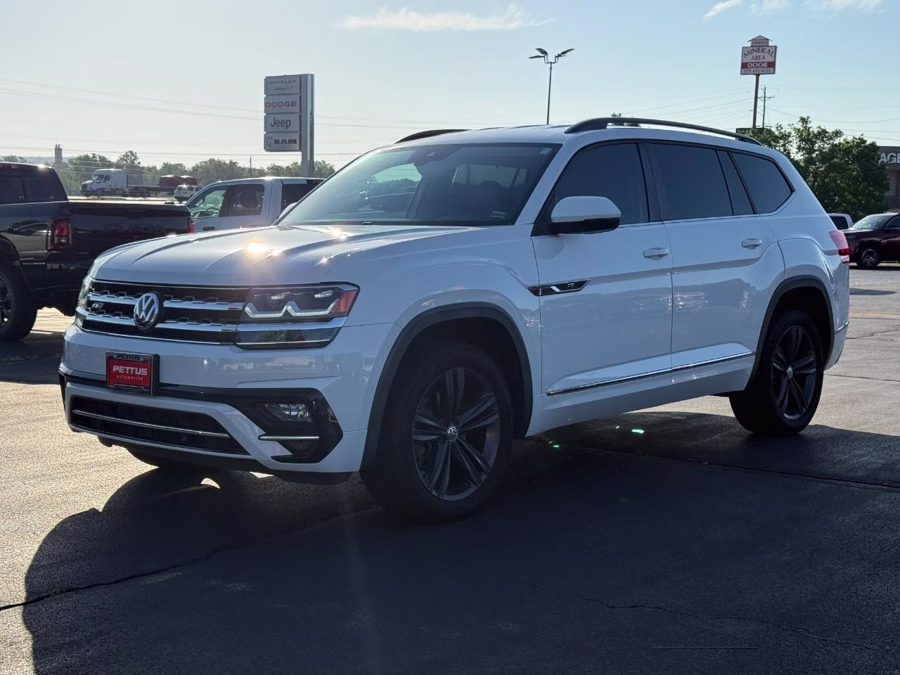 2020 Pure White Volkswagen Atlas 3.6L V6 SE 4MOTION AWD SUV