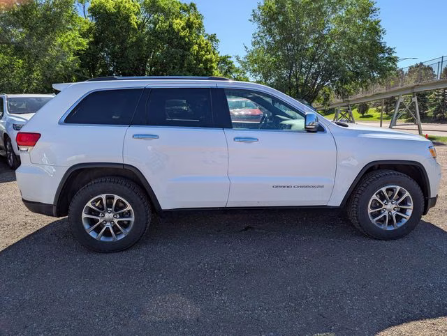 2015 Bright White Clearcoat Jeep Grand Cherokee Limited 4X4 SUV