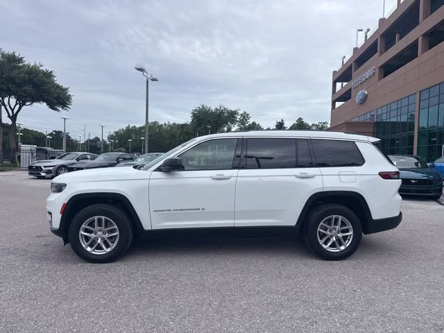 2024 Bright White Clearcoat Jeep Grand Cherokee L Laredo 4X4 SUV